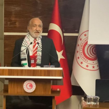 <font color='#000000'>İsmi var, kendi olmayan tüketici örgütleri</font>