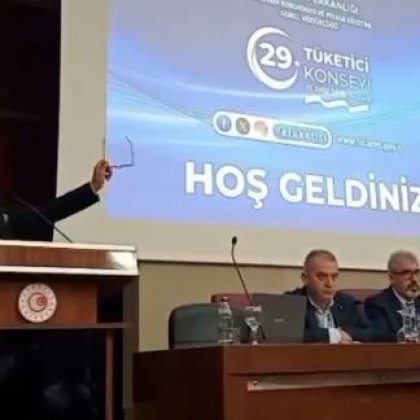 <font color='#000000'>Uzaktan bir cisim yaklaşıy...</font>